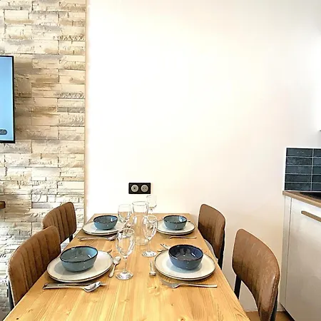 Le Pralin C - Renove Dans Le Quartier De Meribel Mottaret Aux Pieds. Mae-4523 Apartamento